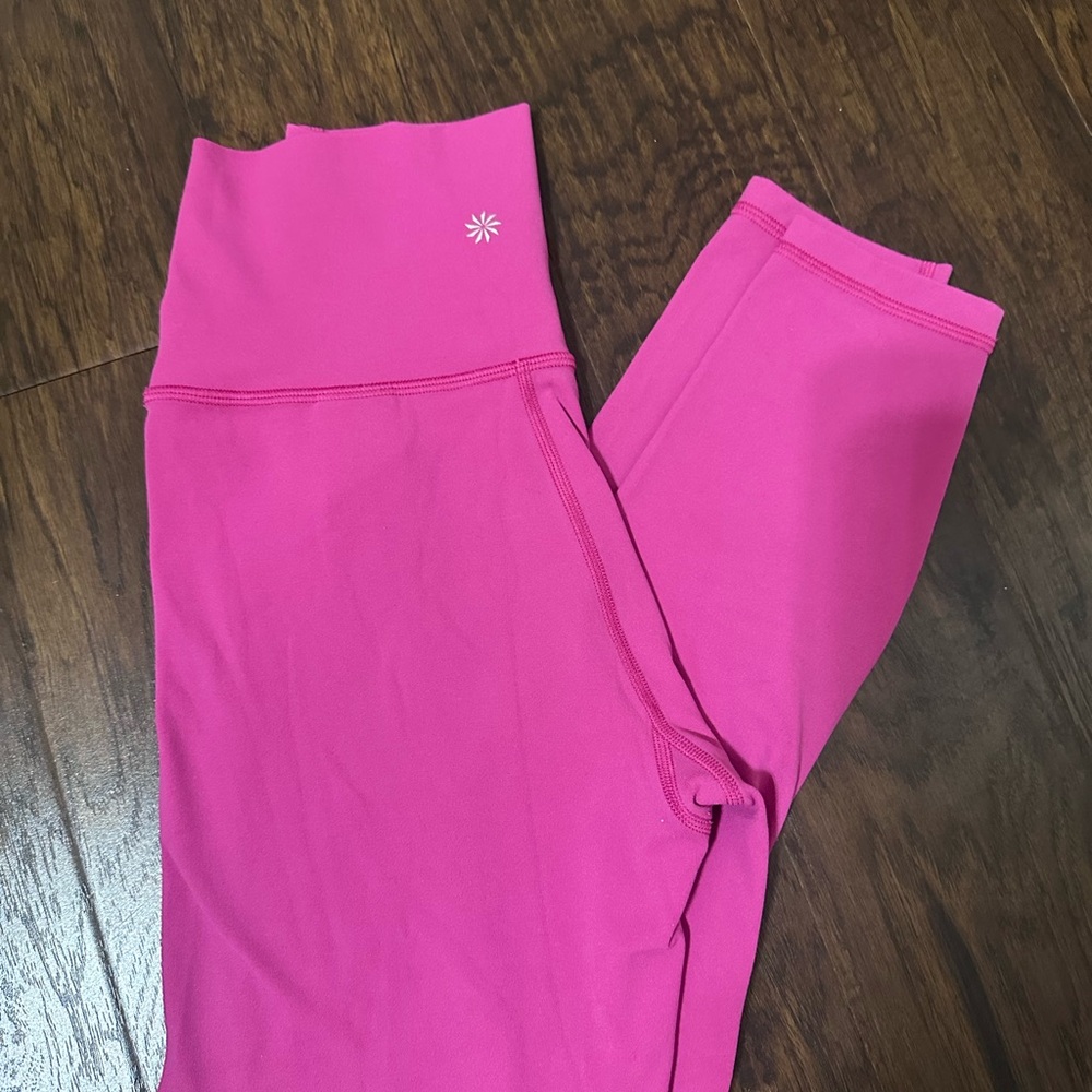 Athleta transcend crossover 7/8 length  leggings.   Size S.  NWOT. never worn.
